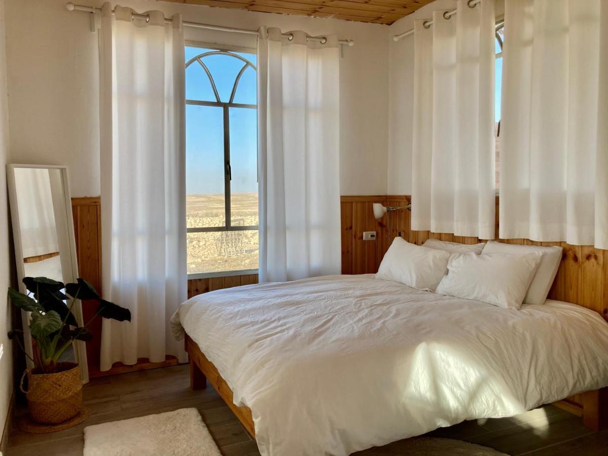 Tobiana Desert Lodging Negev 'Ezuz المظهر الخارجي الصورة